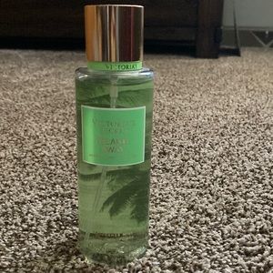 Victoria Secret Island Away body mist